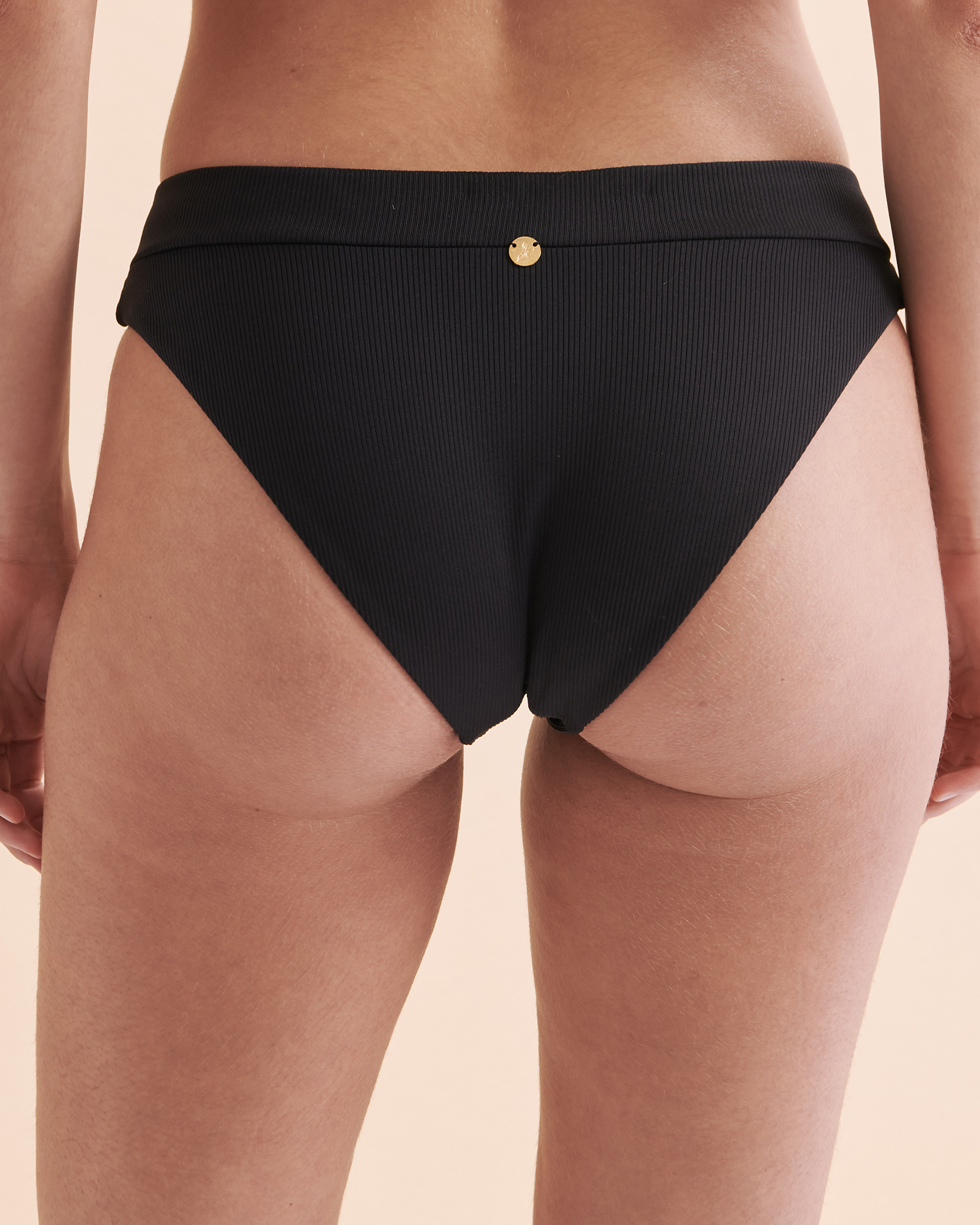 QUINTSOUL Malibu Textured Crossed Waistband Bikini Bottom - Black