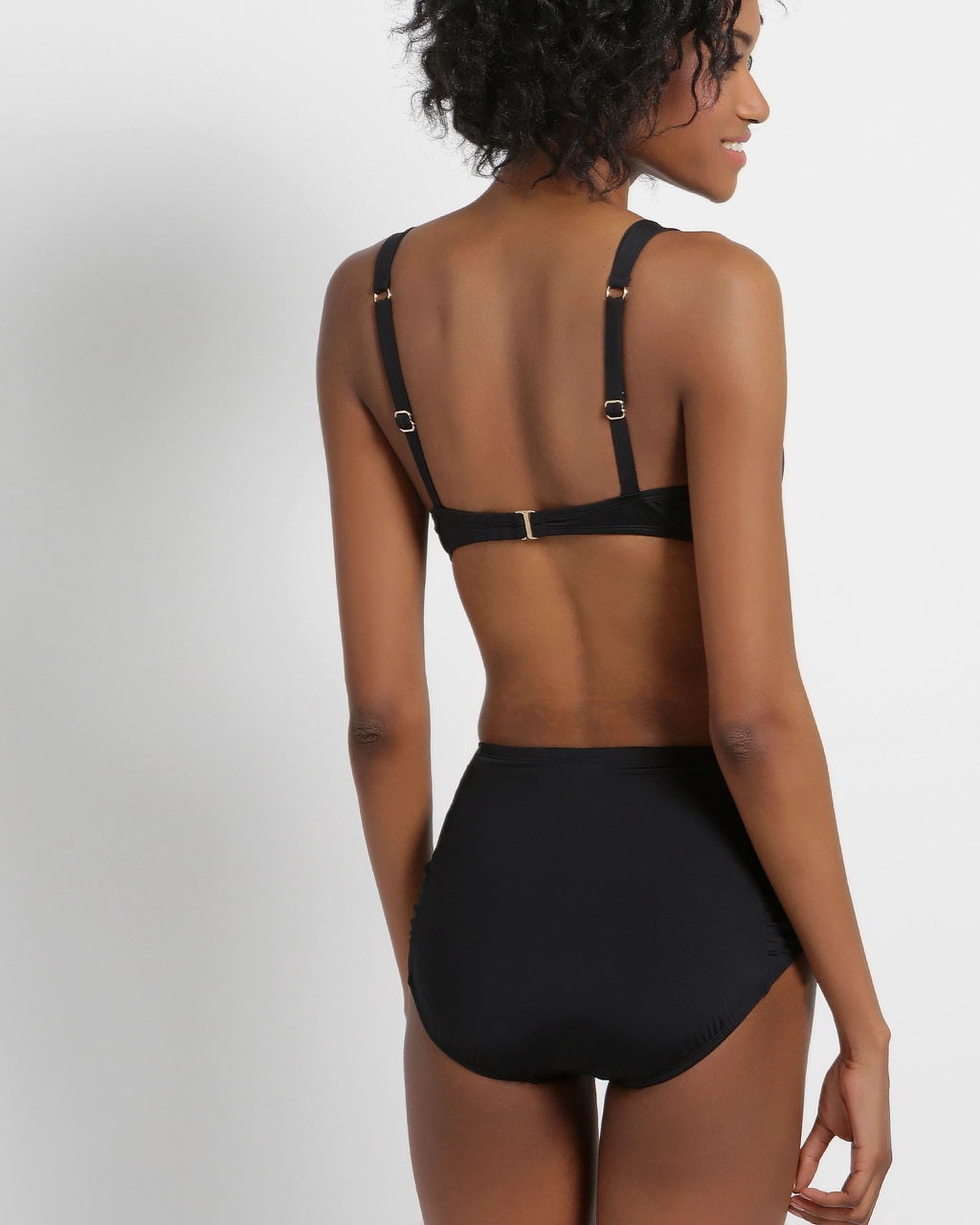 JANTZEN DD Cup Plunge Bikini Top Black Bikini Village